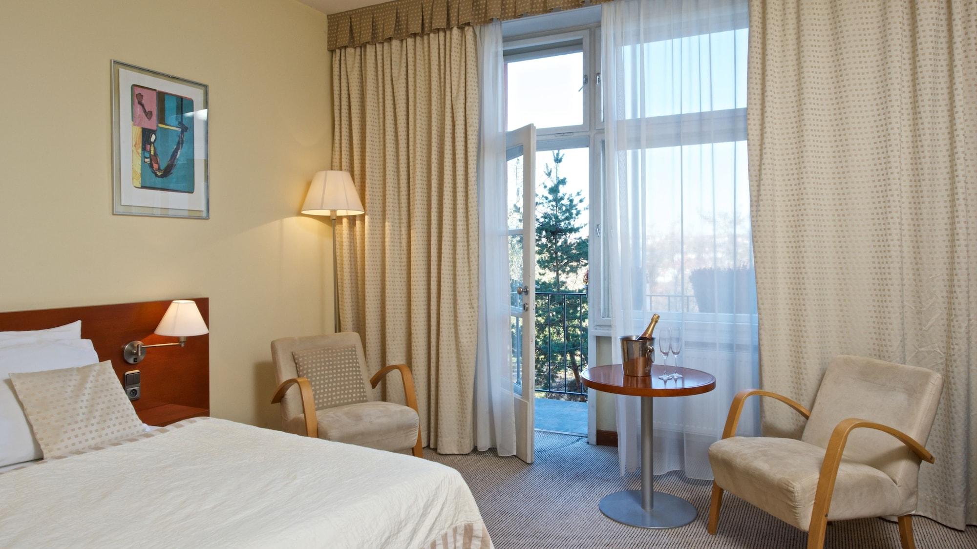 Art Hotel Прага Екстер'єр фото